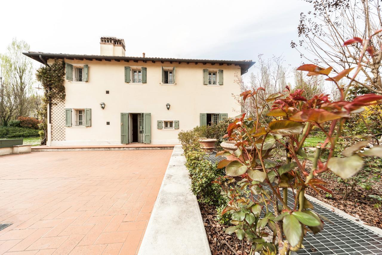 Il Borgo Di Minerva Hotel Minerbio Exterior photo